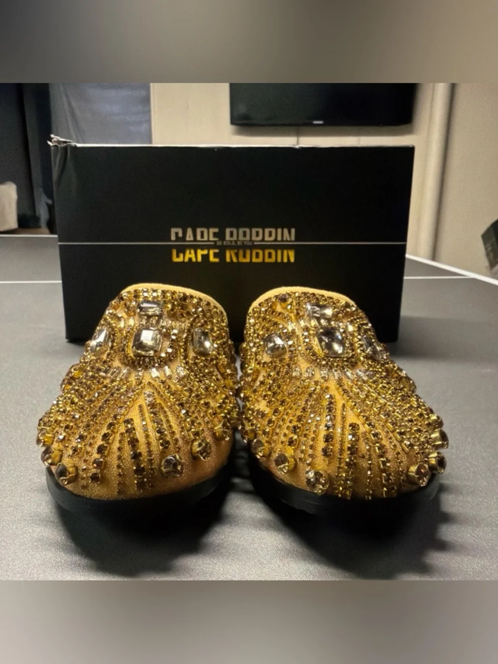 Cape Robbin Yellow Rhinestone‎ Embellished Mule Flats Gold Crystal Slides Size 6